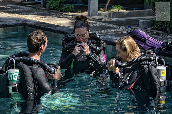 "Преимущества погружения с ребризерами: почему все больше дайверов переходят на ребризерный дайвинг"